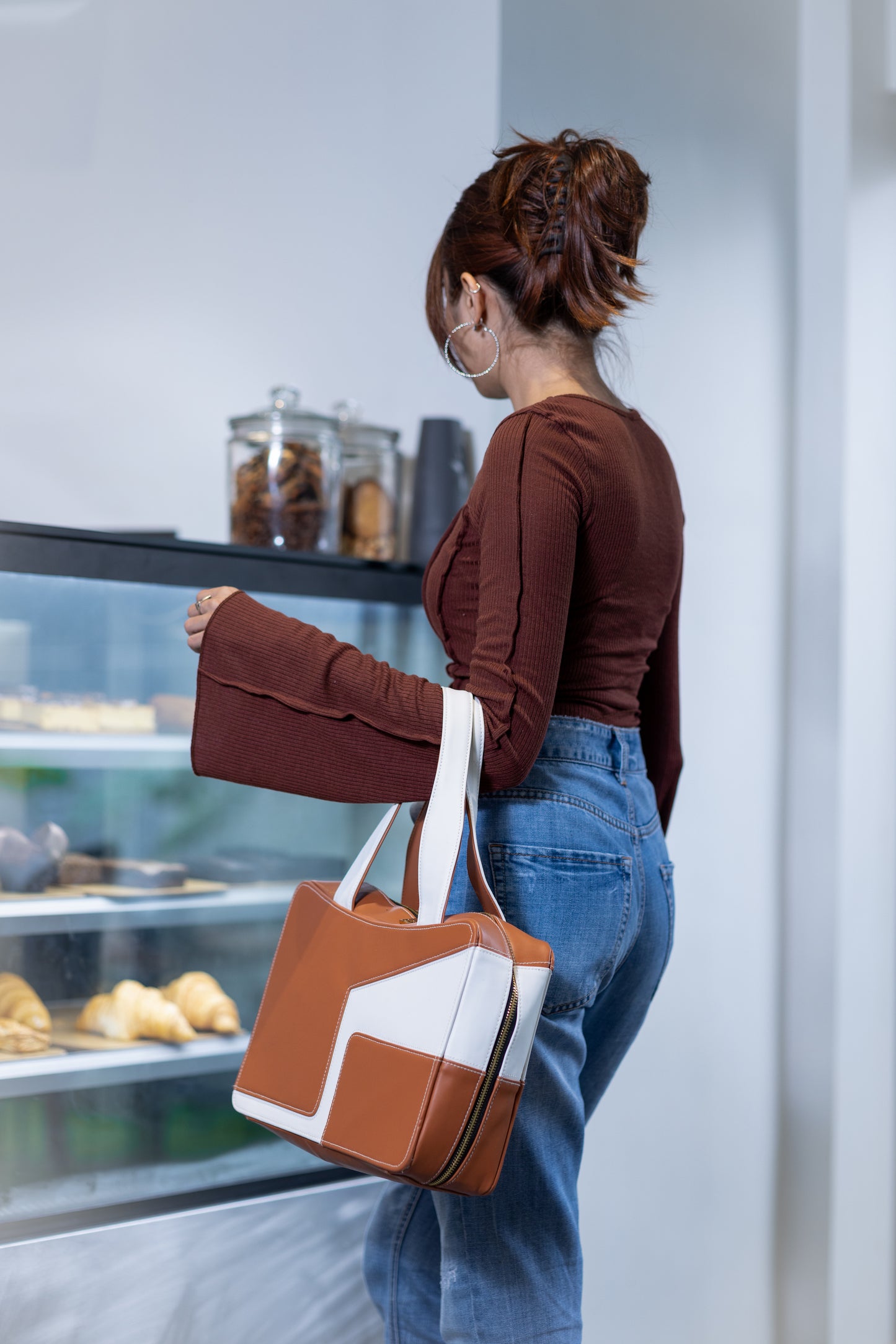 The AM-PM Bag (Brown)