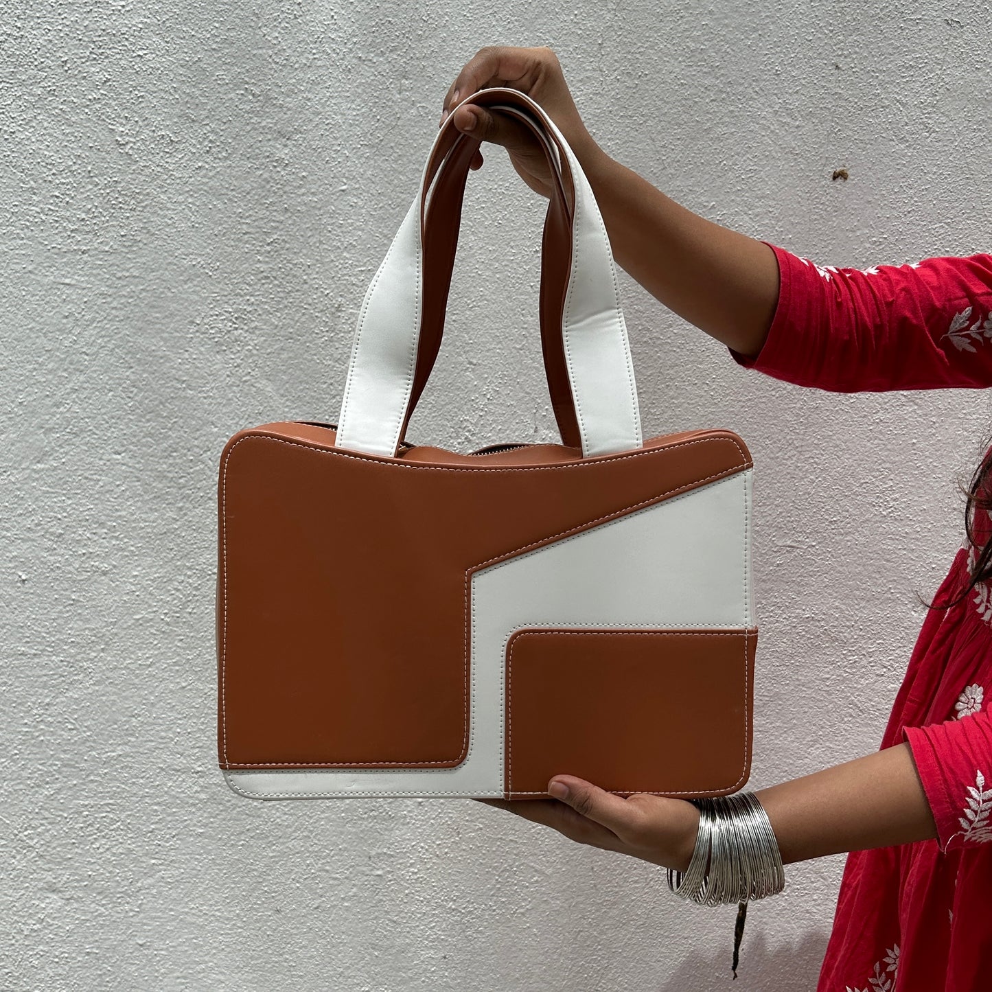 The AM-PM Bag (Brown)
