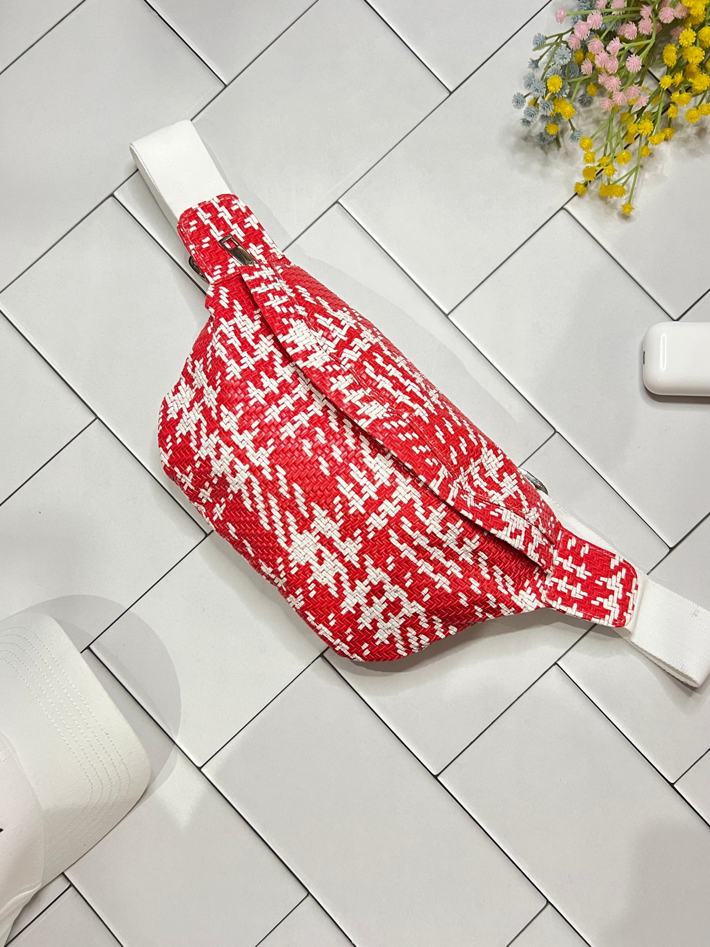 Palm & Turks - Brick Red